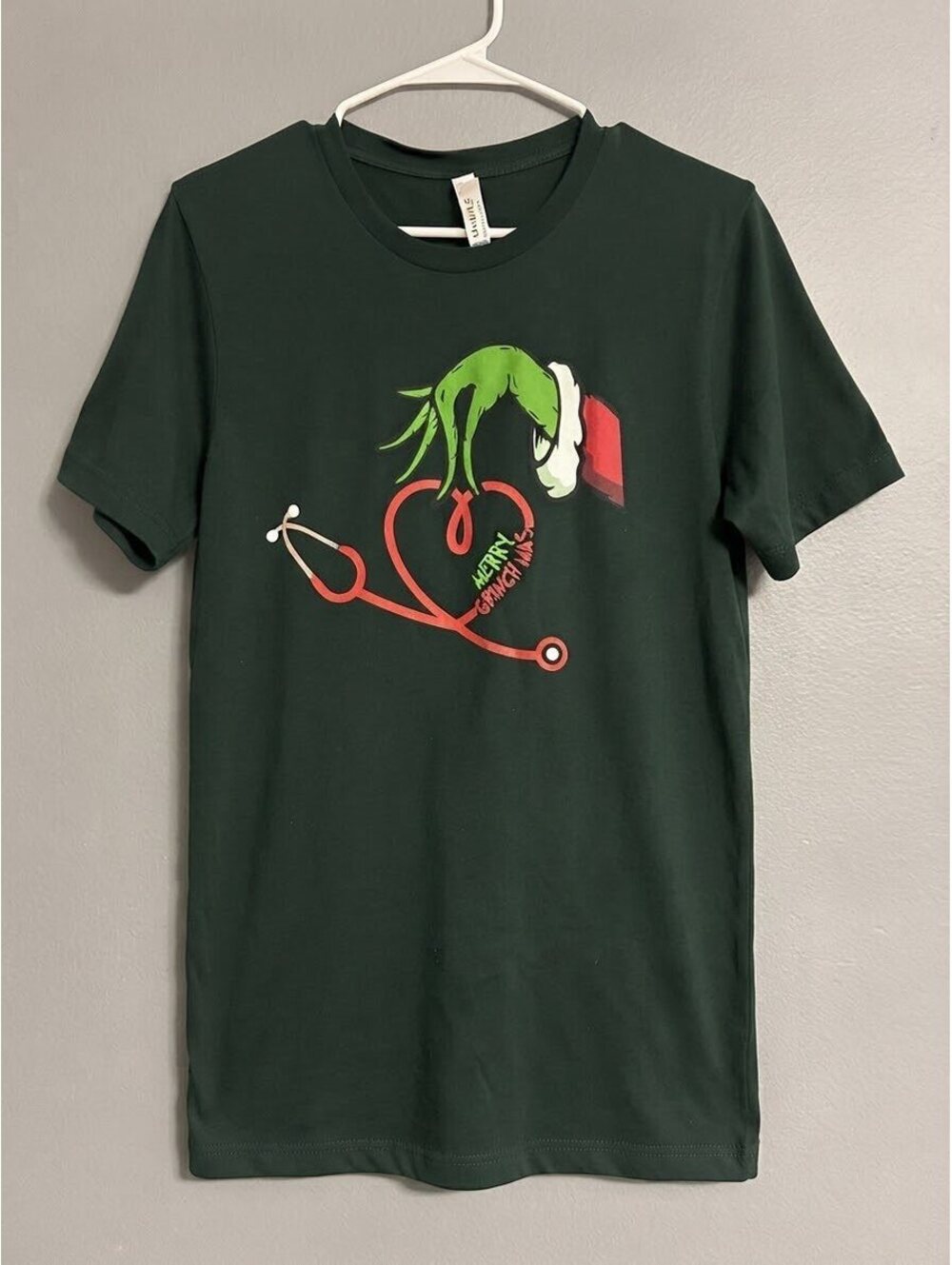 Bella + Canvas Nurse Grinch Stethoscope Christmas Graphic Tee Size L